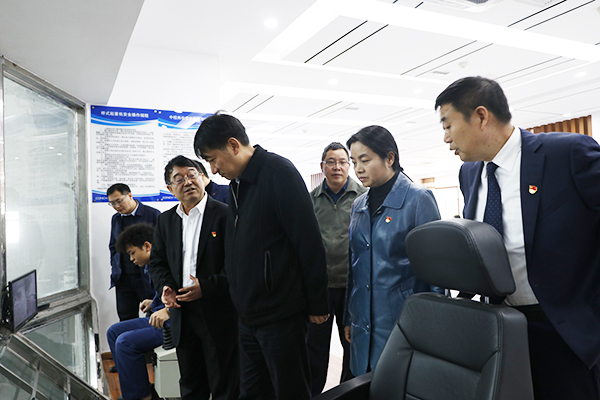 1605493688343650.jpg 725f091975286c35dae182104ffc9eb.jpg